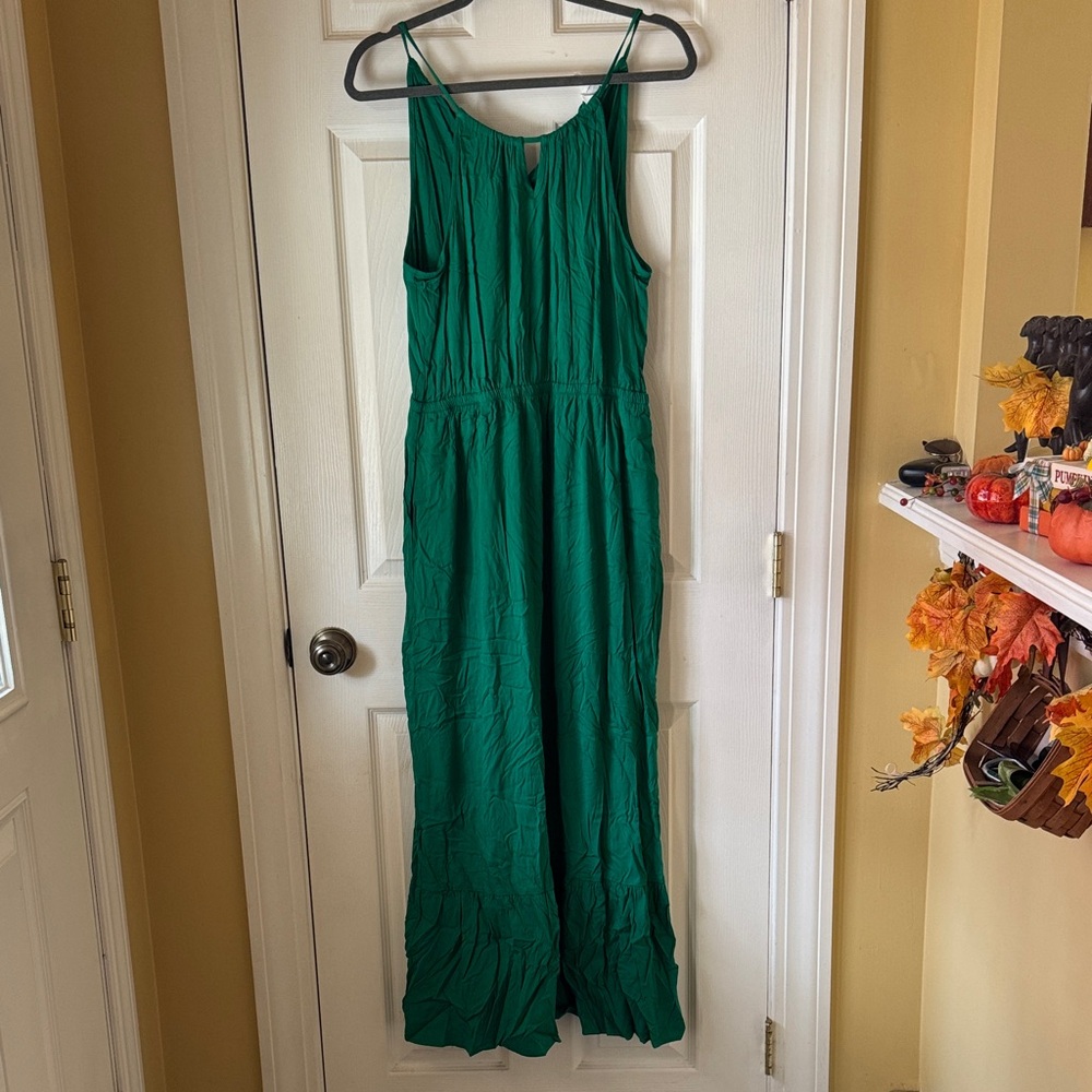 Market & Spruce Emerald Maxi Dress